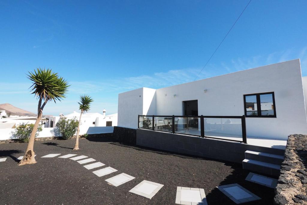 Private Apartment With Mountain And Sea Views, La Asomada, Lanzarote Tías Exteriér fotografie