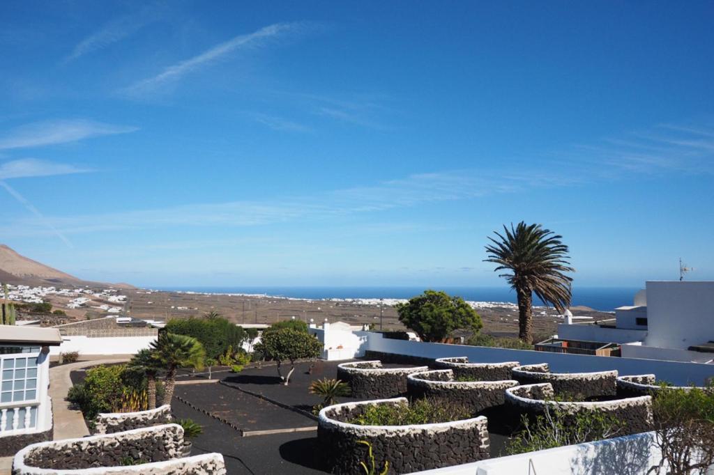 Private Apartment With Mountain And Sea Views, La Asomada, Lanzarote Tías Exteriér fotografie