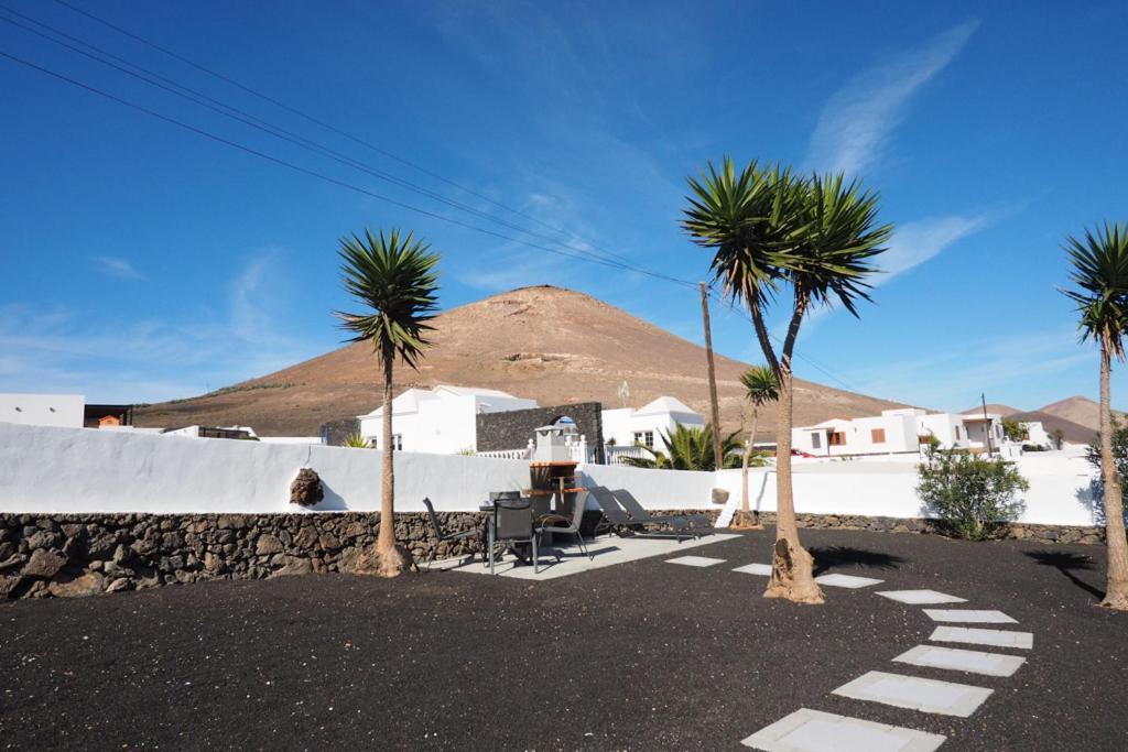Private Apartment With Mountain And Sea Views, La Asomada, Lanzarote Tías Exteriér fotografie